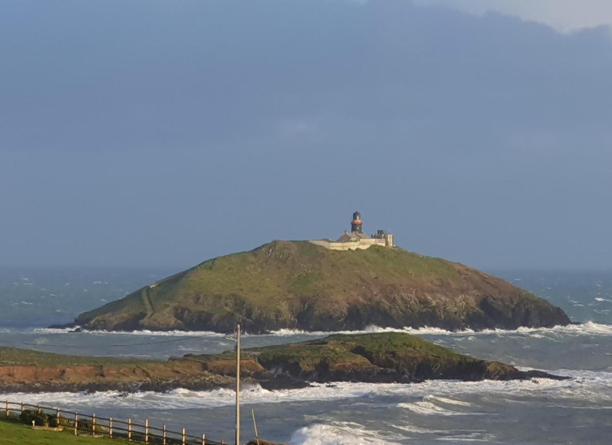 Ballycotton Holiday Apartment No 6 By Trident Holiday Homes Eksteriør billede